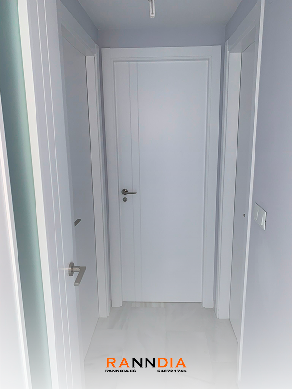 Puerta de interior modelo 11 en Marbella