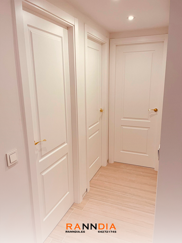 Puerta de interior modelo 2 en Marbella