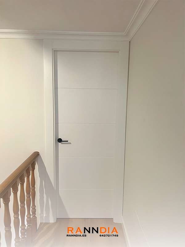 Puerta de interior modelo 4 en Marbella