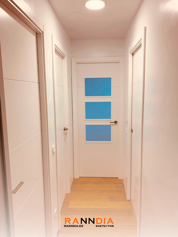 Puerta de interior modelo 7 en Marbella